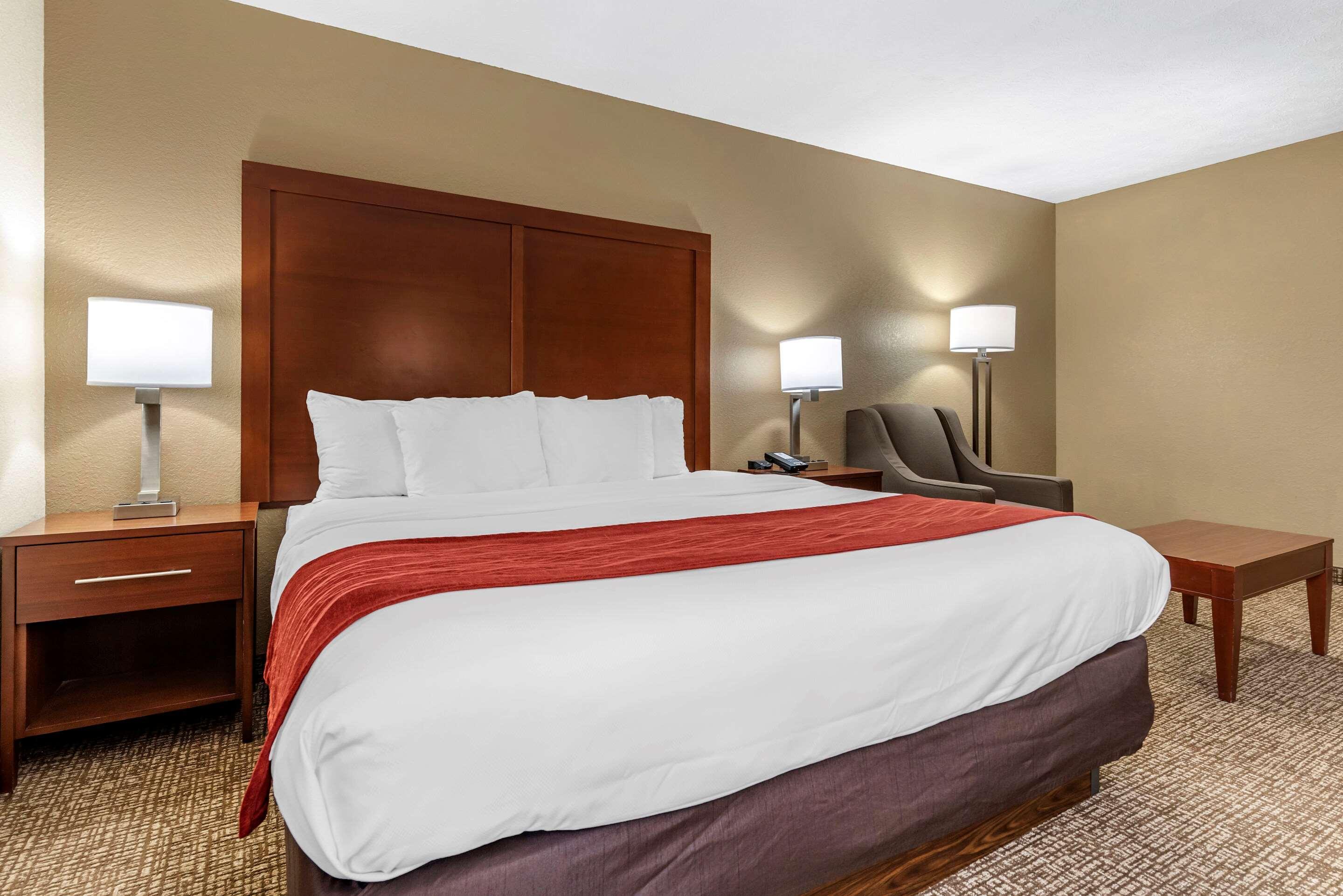 Comfort Inn & Suites Cincinnati Eastgate Εξωτερικό φωτογραφία