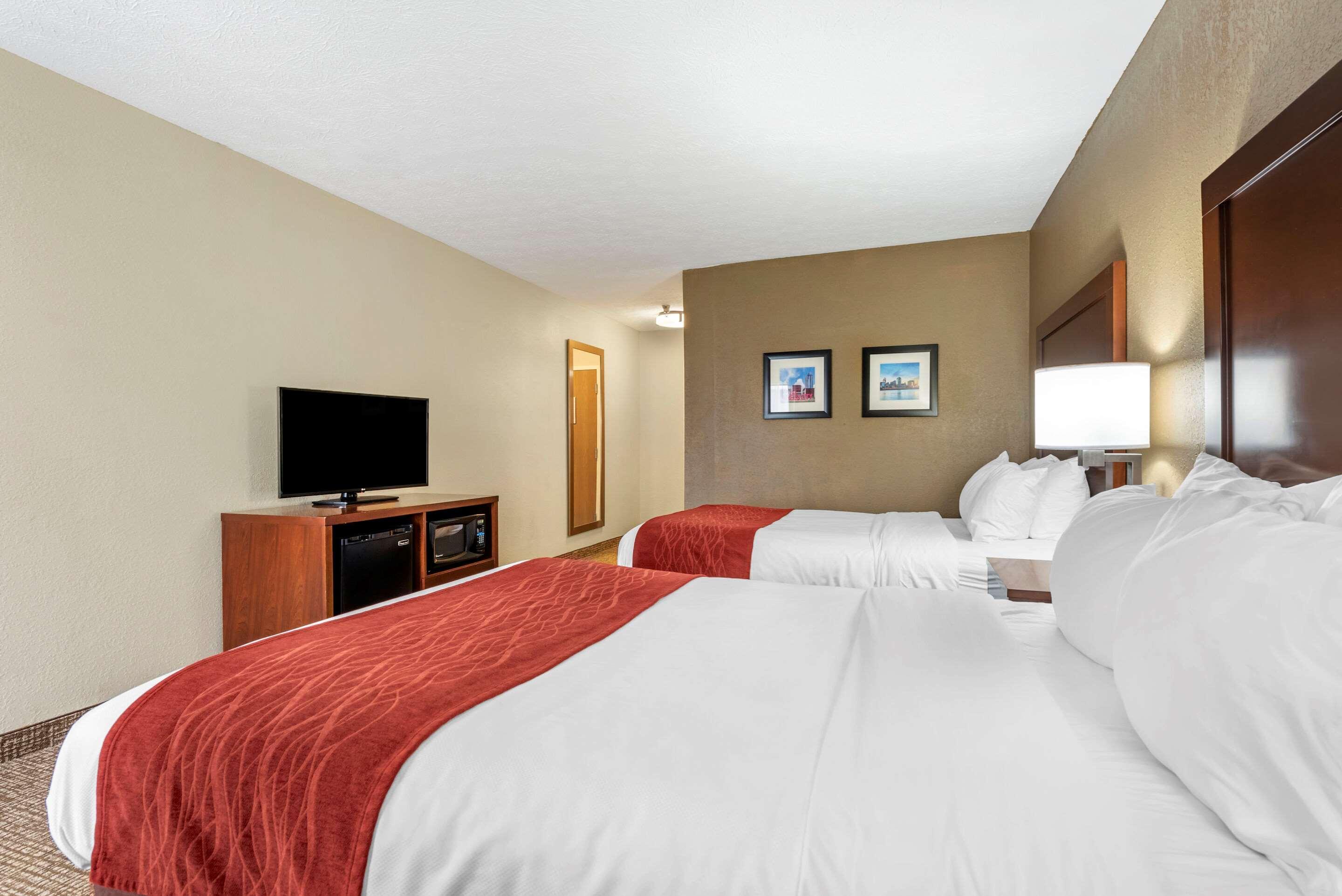 Comfort Inn & Suites Cincinnati Eastgate Εξωτερικό φωτογραφία