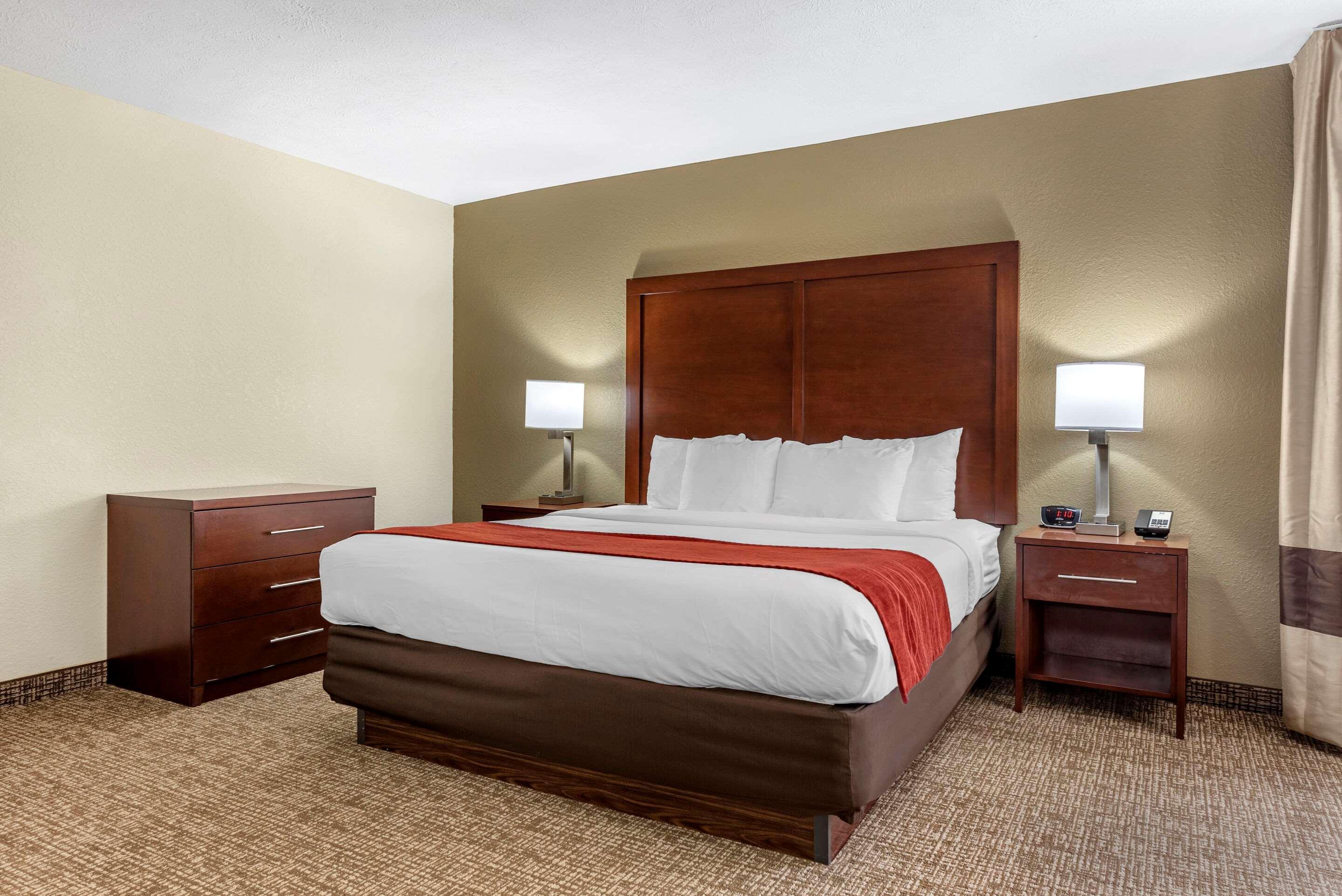 Comfort Inn & Suites Cincinnati Eastgate Εξωτερικό φωτογραφία
