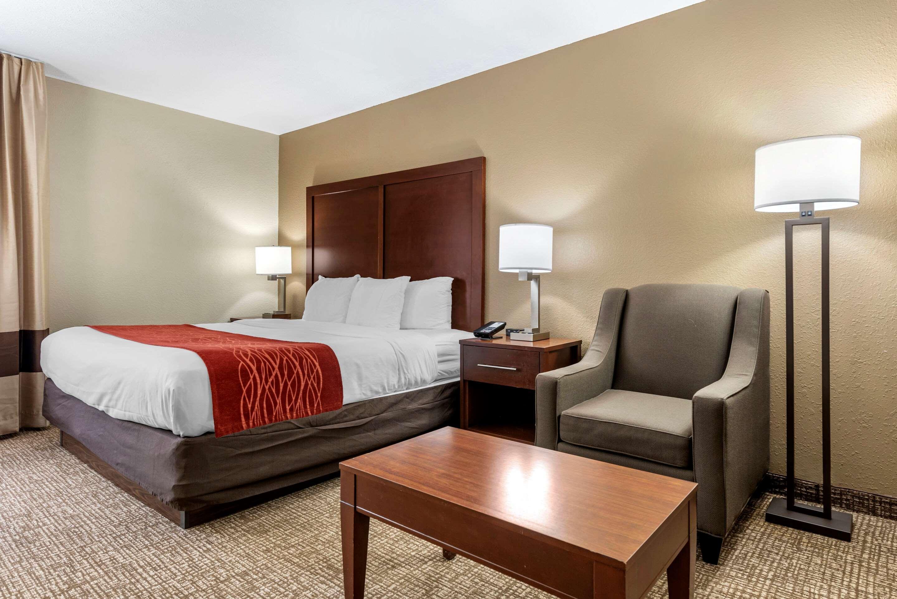 Comfort Inn & Suites Cincinnati Eastgate Εξωτερικό φωτογραφία