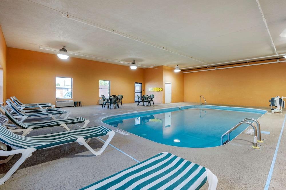 Comfort Inn & Suites Cincinnati Eastgate Εξωτερικό φωτογραφία