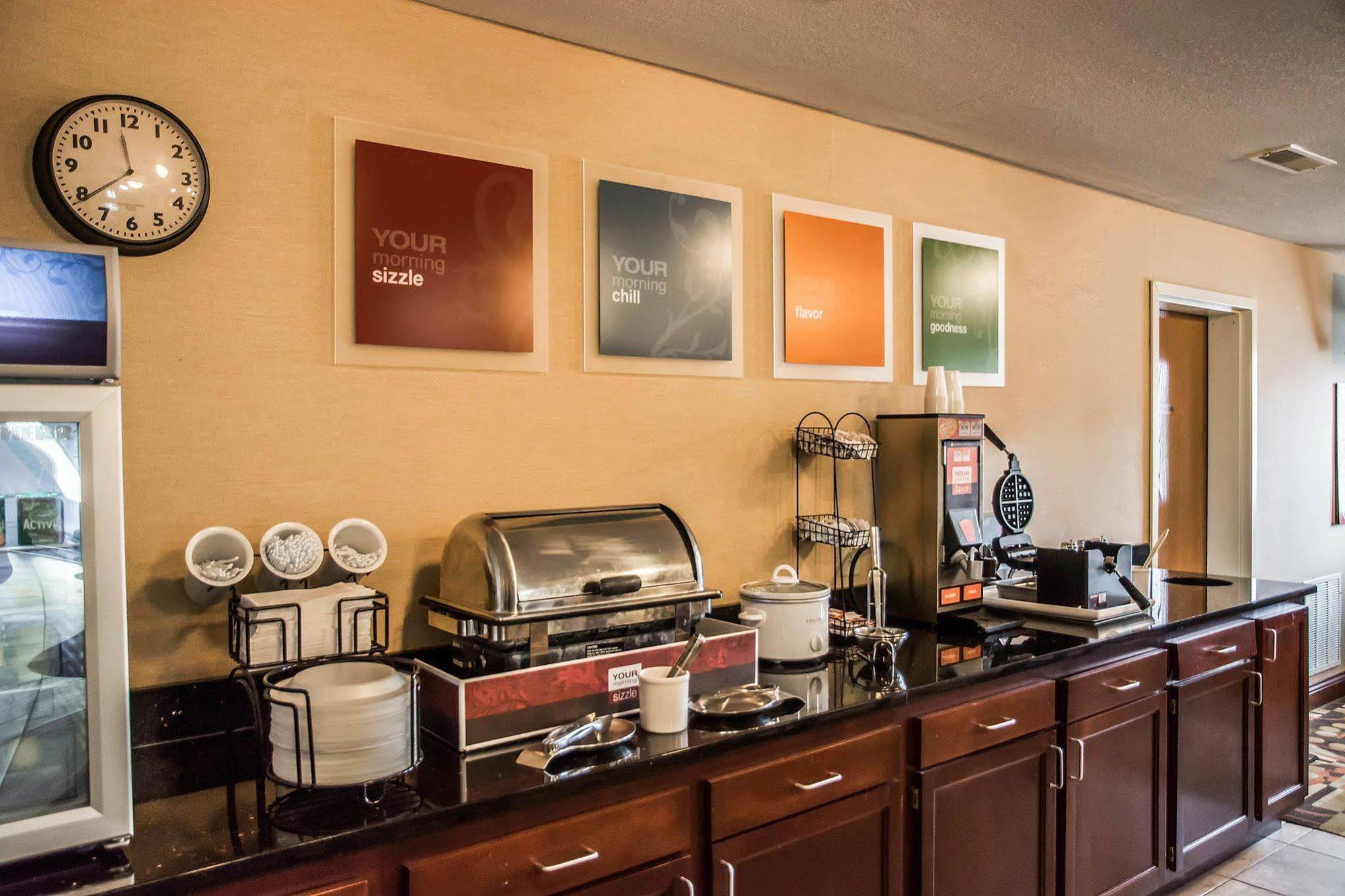 Comfort Inn & Suites Cincinnati Eastgate Εξωτερικό φωτογραφία