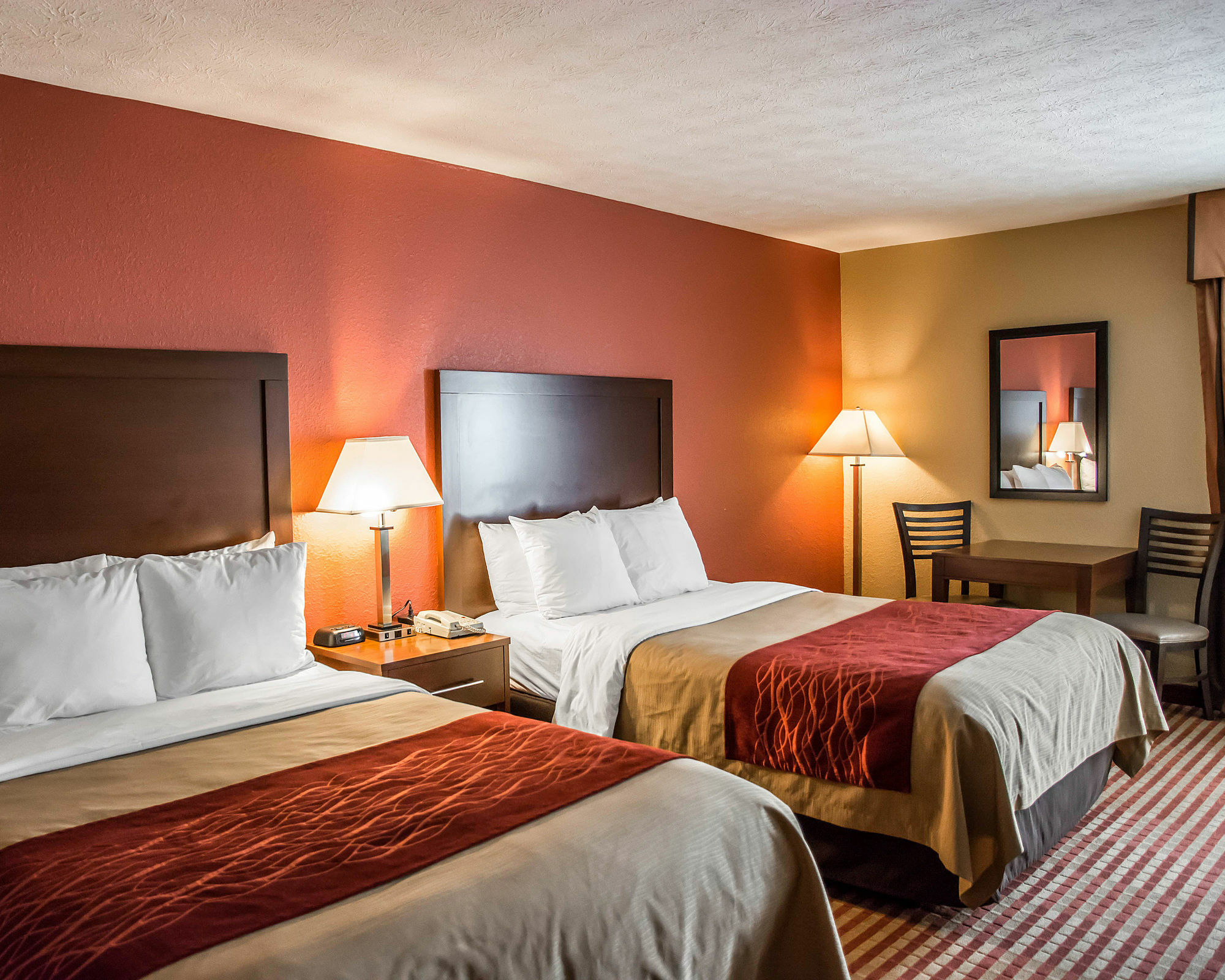 Comfort Inn & Suites Cincinnati Eastgate Εξωτερικό φωτογραφία