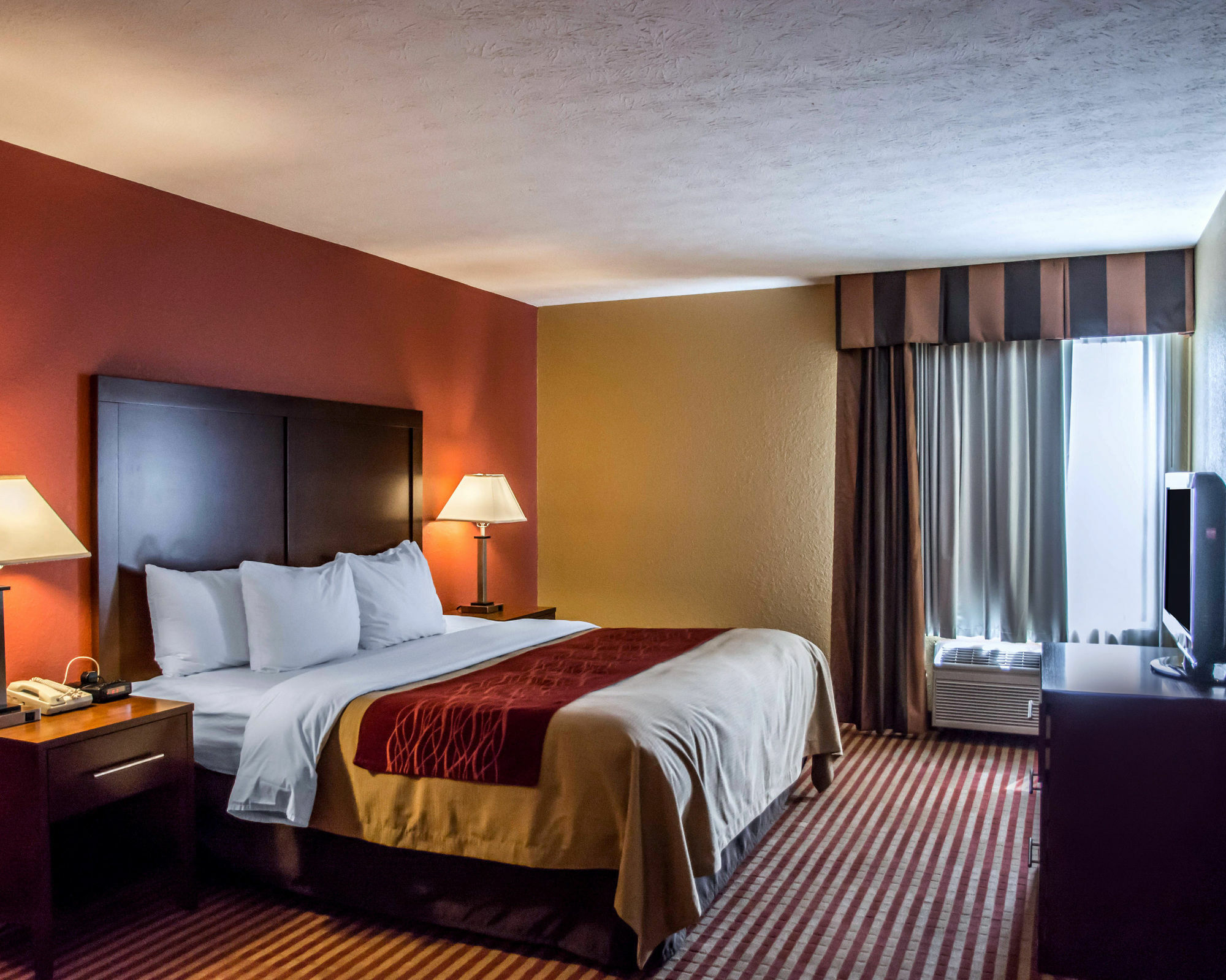 Comfort Inn & Suites Cincinnati Eastgate Εξωτερικό φωτογραφία