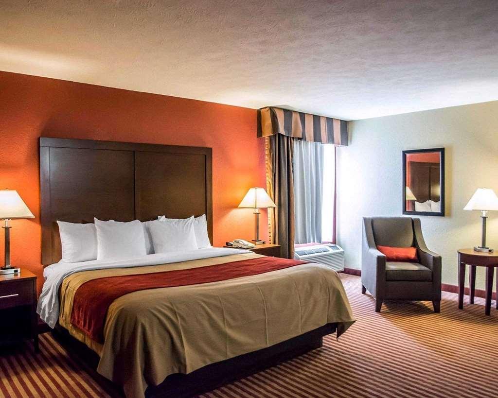 Comfort Inn & Suites Cincinnati Eastgate Δωμάτιο φωτογραφία